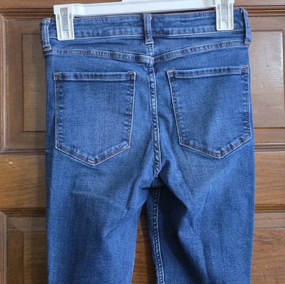 Gap High Rise Universal Legging Medium Charlotte Size 4/27 Short - Picture 10 of 13